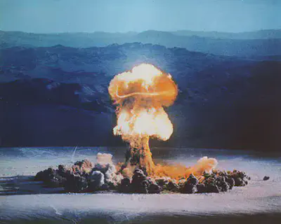 atomic_bomb_explosion_2.jpg